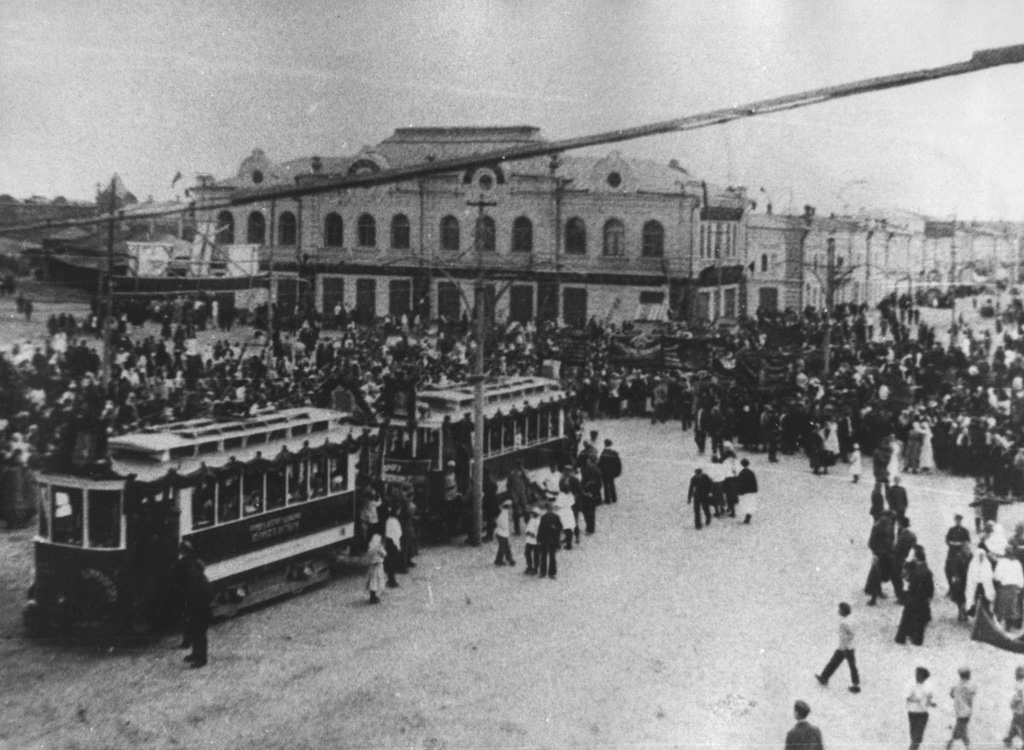 ноябрь 1927 года 10-е Октябрьской революции.